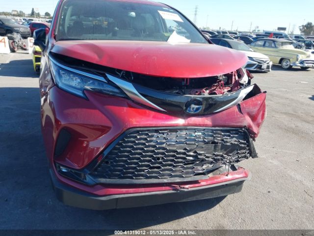 5TDDSKFC0PS074440 Toyota Sienna Xse