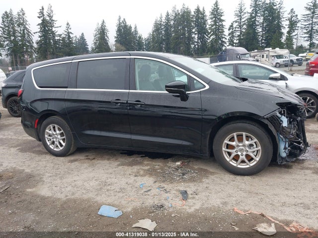 Chrysler Pacifica Touring L 2024 2C4RC1BG3RR124751 Image 14