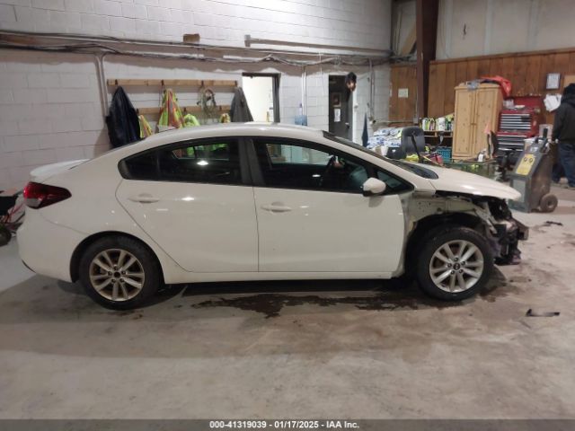 3KPFL4A74HE038919 KIA FORTE S