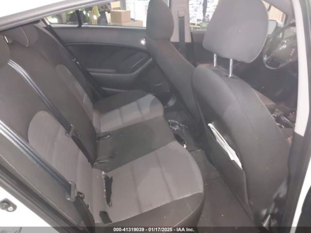 3KPFL4A74HE038919 KIA FORTE S