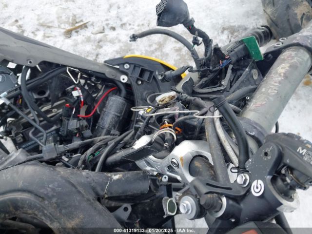 2024 TRIUMPH MOTORCYCLE STREET TRIPLE SMTA614K2RTBP1983 Photo 6