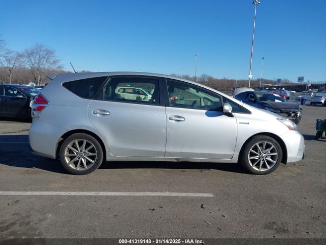 JTDZN3EUXHJ062209 Toyota PRIUS V