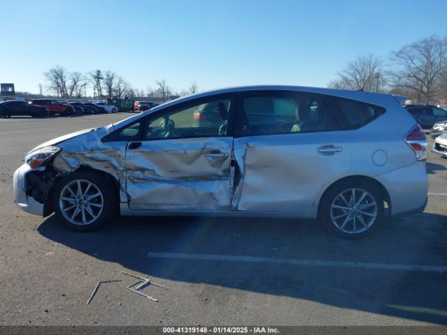 JTDZN3EUXHJ062209 Toyota PRIUS V