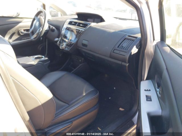 JTDZN3EUXHJ062209 Toyota PRIUS V