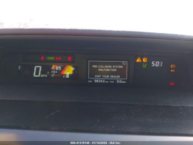 JTDZN3EUXHJ062209 Toyota PRIUS V