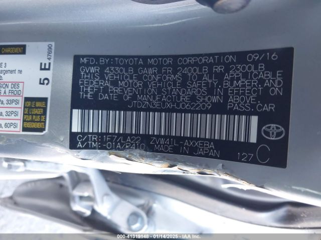 JTDZN3EUXHJ062209 Toyota PRIUS V