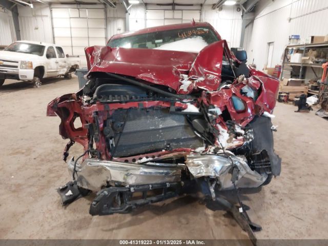 3GTU9DED2NG218227 GMC Sierra 1500 Limited 4wd  Short Box Slt