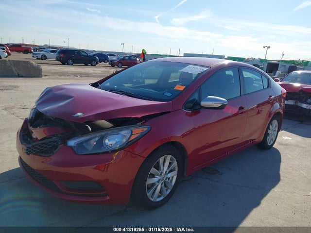 KIA FORTE LX 2014 KNAFX4A64E5087747 Image 2