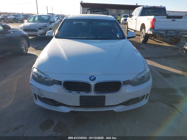 WBA3C1C57FK120163 BMW 328I