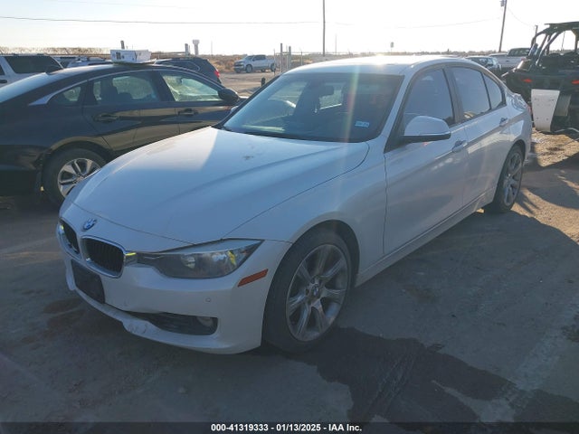 WBA3C1C57FK120163 BMW 328I