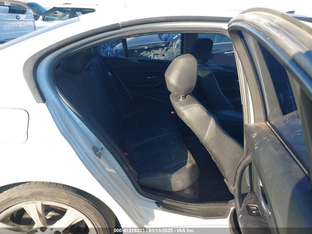WBA3C1C57FK120163 BMW 328I