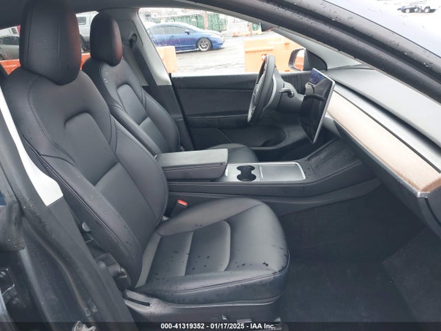 2022 TESLA MODEL Y 7SAYGDEF6NF397504 Photo 4