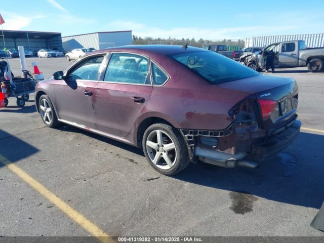 1VWAT7A3XEC033944 Volkswagen Passat 1.8t S