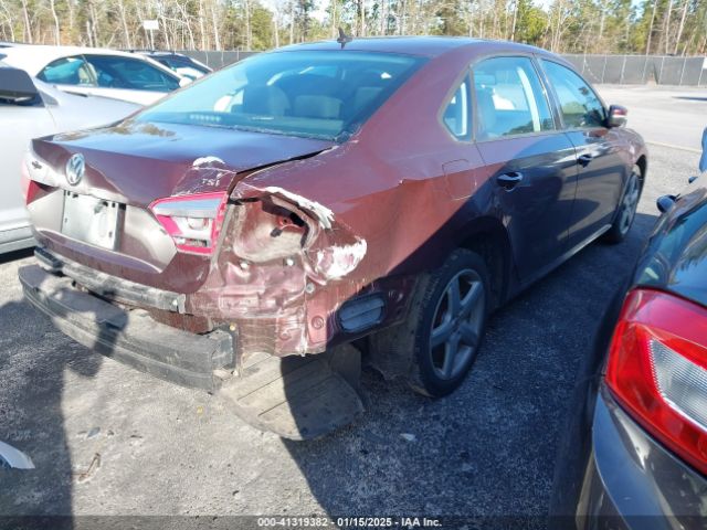 1VWAT7A3XEC033944 Volkswagen Passat 1.8t S