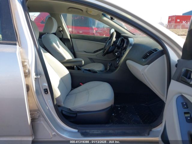 KNAGM4A70E5475144 KIA Optima Lx