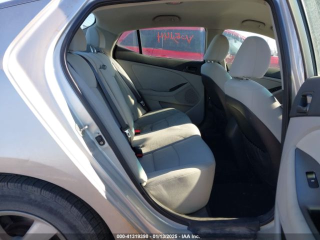 KNAGM4A70E5475144 KIA Optima Lx