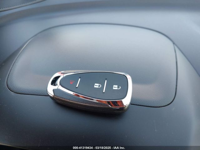3GNAXKEV8KS668387 Chevrolet EQUINOX LT