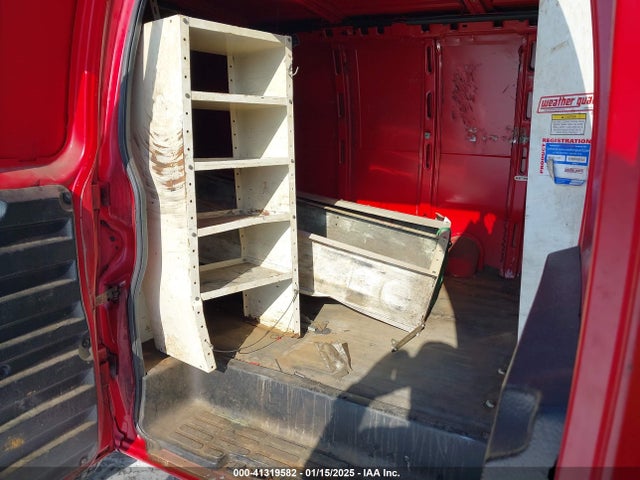 Chevrolet Express 2500 Work Van 2017 1GCWGAFF3H1103538 Image 8