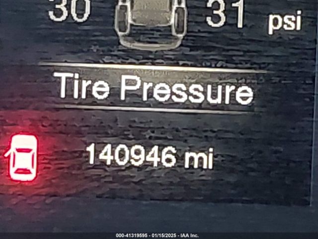 1C4PJLCB9FW683705 Jeep Cherokee Latitude