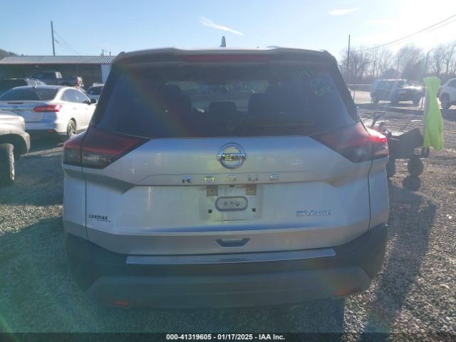 JN8AT3BB9MW220143 Nissan Rogue Sv Intelligent Awd