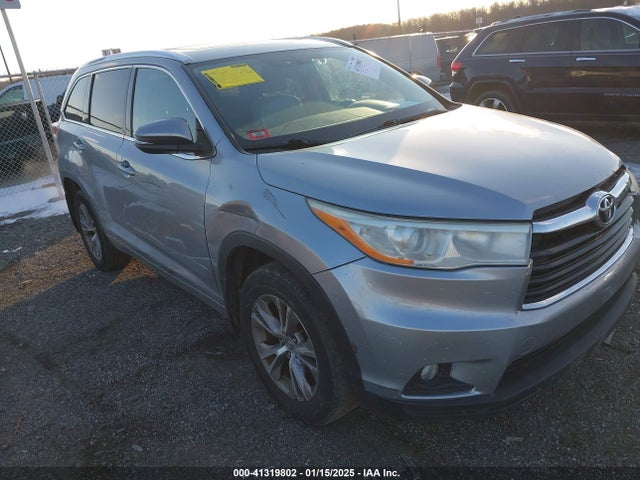 Toyota Highlander Xle V6 2014 5TDJKRFH5ES028011 Image 1