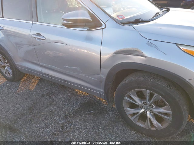 Toyota Highlander Xle V6 2014 5TDJKRFH5ES028011 Image 6