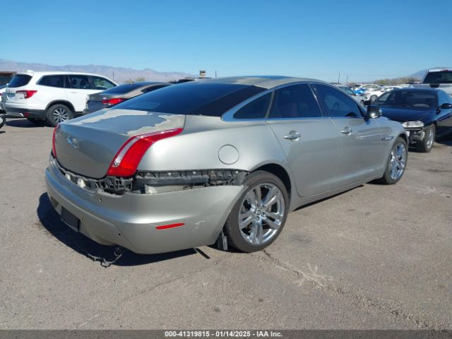 2011 JAGUAR XJ SAJWA1CB5BLV20997 Photo 3