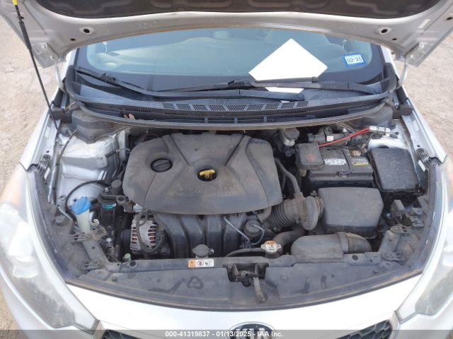 KNAFK4A63G5557879 KIA FORTE LX