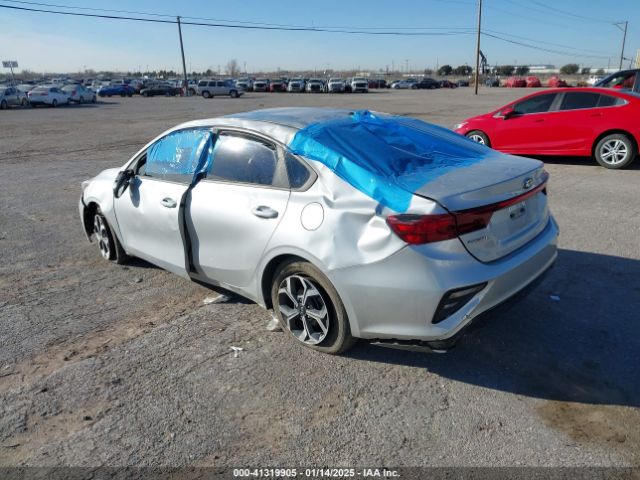 3KPF24AD5KE138334 KIA Forte Lxs