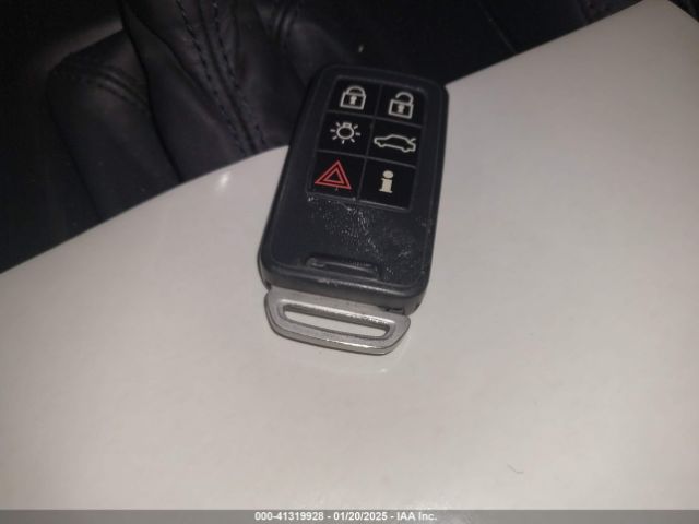 YV1612FS4E1284448 Volvo S60 T5