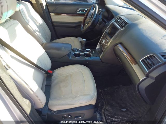 1FM5K8HT1GGA54594 Ford Explorer Platinum