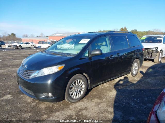 5TDYK3DC2FS582675 Toyota Sienna Xle/limited