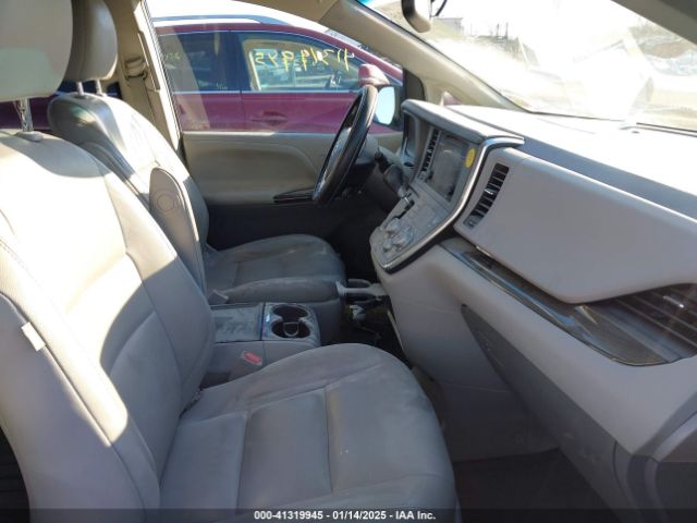 5TDYK3DC2FS582675 Toyota Sienna Xle/limited
