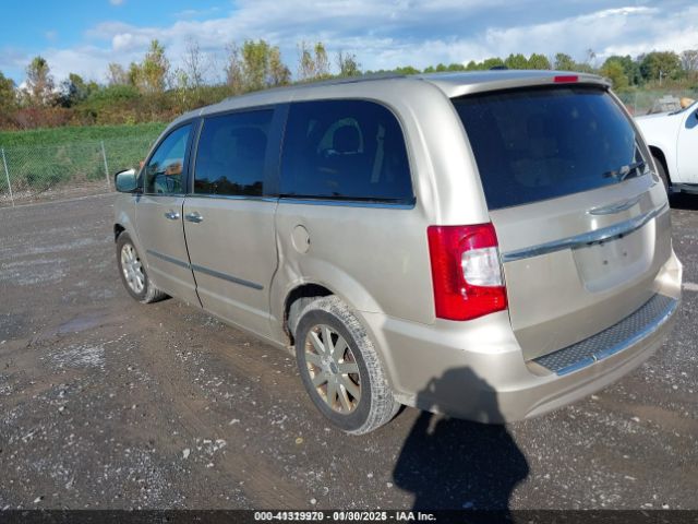 2015 CHRYSLER TOWN & COUNTRY 2C4RC1BG8FR620186 Photo 2