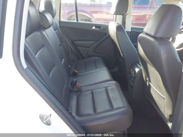 WVGBV7AX2HK026612 Volkswagen Tiguan 2.0t/2.0t S