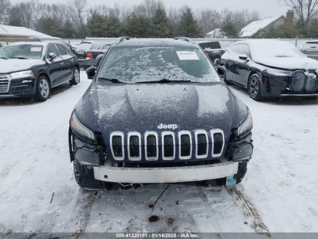 1C4PJMCB9EW187288 Jeep Cherokee Latitude