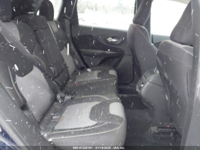 1C4PJMCB9EW187288 Jeep Cherokee Latitude