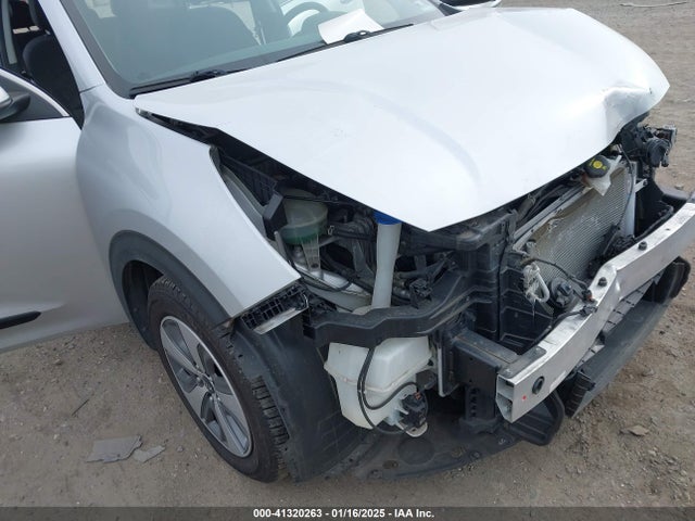 KIA NIRO LX 2019 KNDCB3LC7K5257595 Image 17