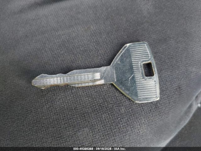 1993 CHRYSLER NEW YORKER 1C3XV66L4PD136546 Photo 10