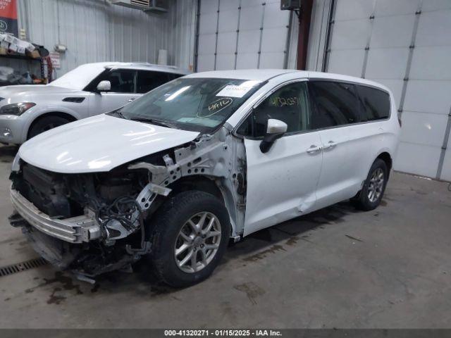 2C4RC1CGXNR103419 Chrysler Voyager Lx