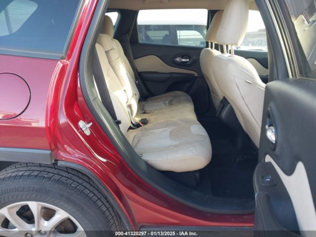 1C4PJLAB4FW658049 Jeep Cherokee Sport