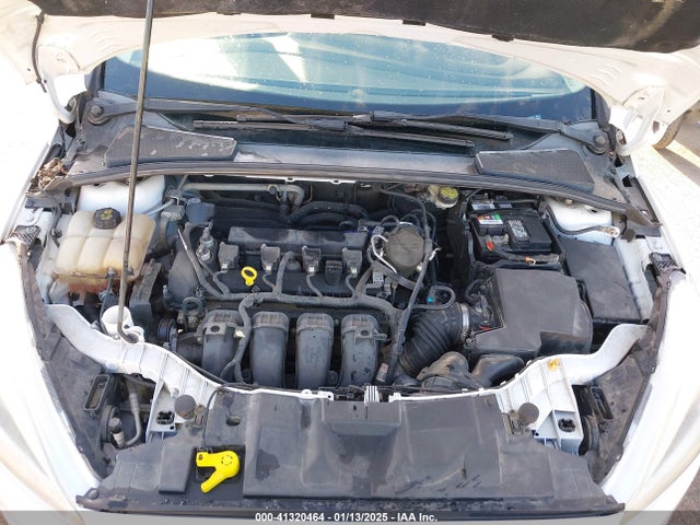 Ford FOCUS SE 2016 1FADP3F24GL204936 Image 10