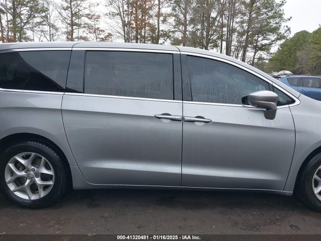 2C4RC1FG6KR507373 Chrysler Pacifica Touring Plus
