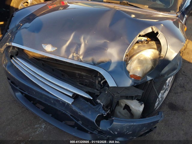 2011 MINI COOPER WMWSU3C5XBT095364 Photo 5