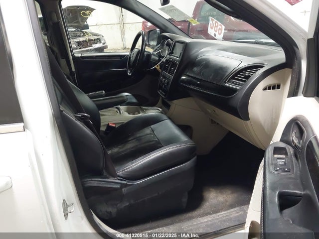 Dodge Grand Caravan Sxt 2019 2C4RDGCGXKR591430 Image 5