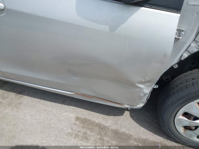 VNKKTUD30FA032159 Toyota YARIS L