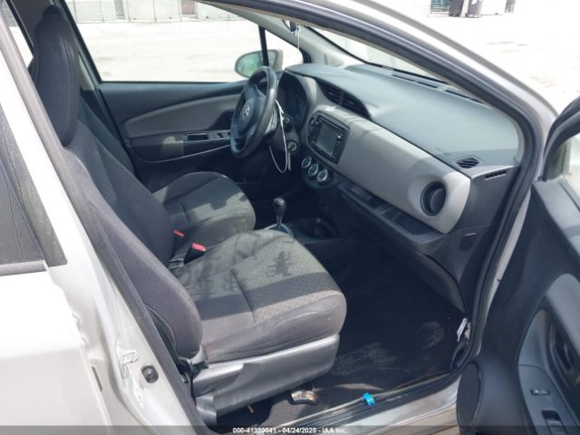 VNKKTUD30FA032159 Toyota YARIS L