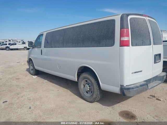 1GAZGPFG6L1191611 Chevrolet Express Passenger Rwd 3500 Extended Wheelbase Lt