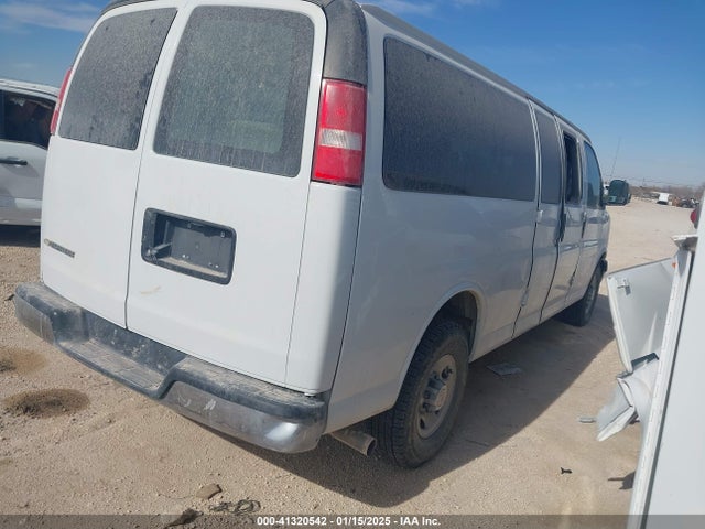 1GAZGPFG6L1191611 Chevrolet Express Passenger Rwd 3500 Extended Wheelbase Lt