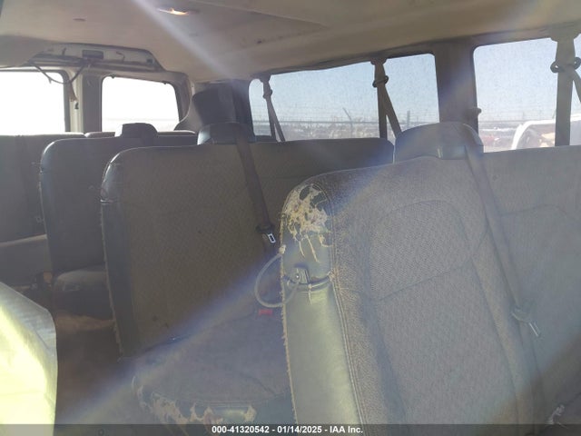 1GAZGPFG6L1191611 Chevrolet Express Passenger Rwd 3500 Extended Wheelbase Lt